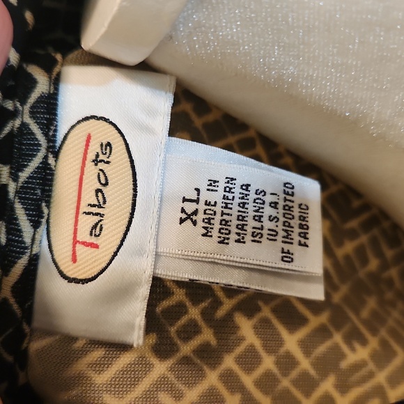 🎁Talbots Wrap Around Front Tie Blouse - size XL - Picture 10 of 12